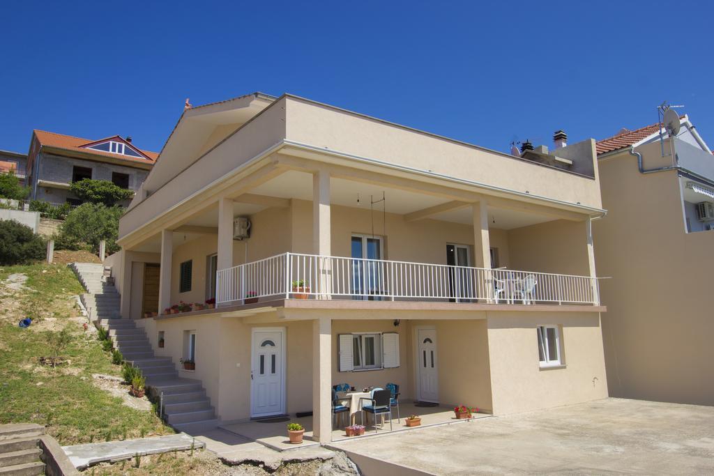 Bulat Sea View Apartments Шибеник Экстерьер фото