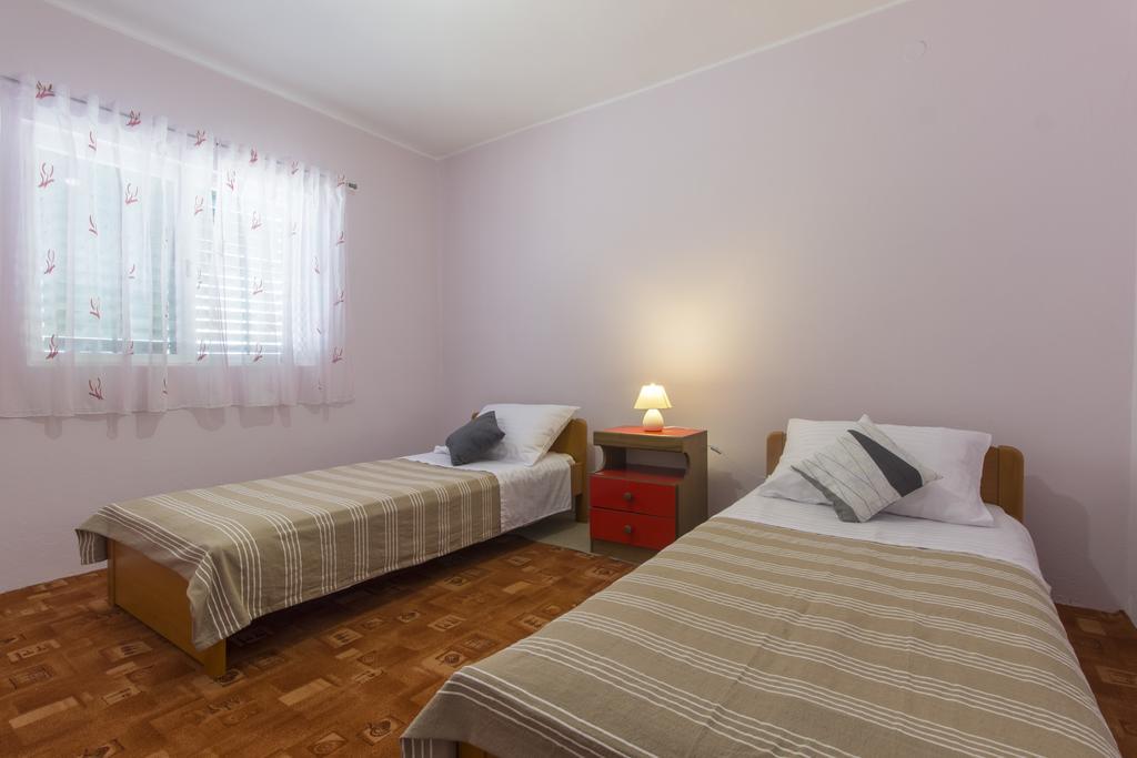 Bulat Sea View Apartments Шибеник Экстерьер фото