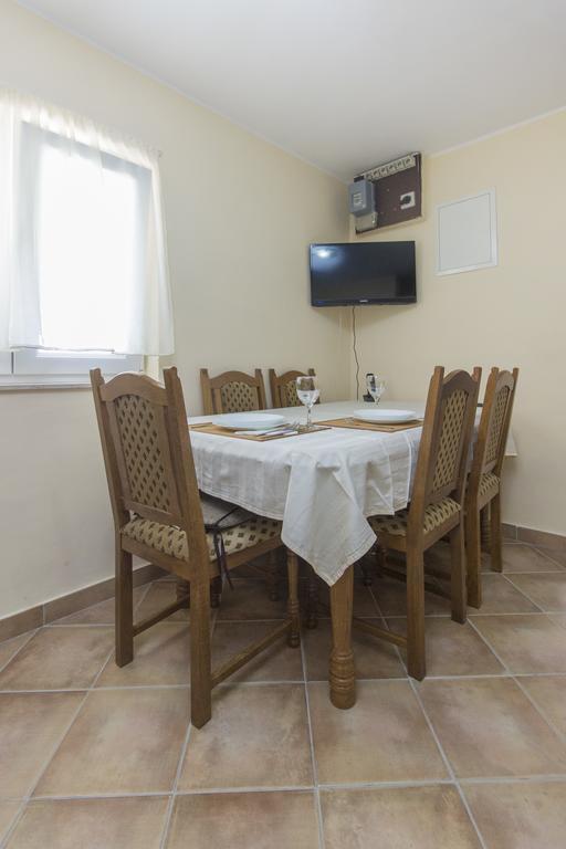 Bulat Sea View Apartments Шибеник Экстерьер фото